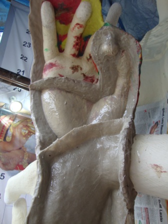 proses pembuatan cetakan fiberglass